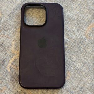 Apple official silicone case for iPhone 14 Pro